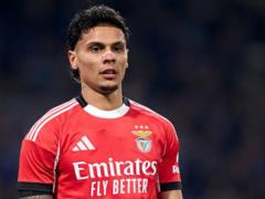Manchester United are targeting Benfica midfielder Rios