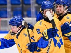 Сборная Украины U-18 по хоккею проиграла последний матч ЧМ в овертайме