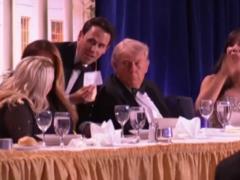 Трампа эвакуировали с мероприятия в Вашингтоне: сообщают о выстрелах.