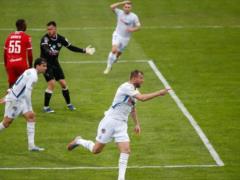  Динамо  обыграло  Кривбасс  в самом результативном матче в истории чемпионата Украины