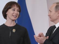  Мы с Путиным были только вдвоем . Чулпан Хаматова вспомнила жуткую встречу в Кремле