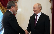 Путин пообещал главе МИД Ирана  способствовать миру 