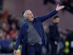 Real Madrid considering Mourinho s return