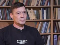  Выжить, чтобы помочь другим : защитник Мариуполя Максим Полупанов после пыток в плену стал тренером по посттравматическому рост