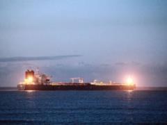  Теневой флот  беспрепятственно проходит водами Британии - СМИ