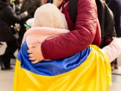 В стране ЕС будут выдавать паспорта украинцам по-новому: о каких новых правилах следует знать