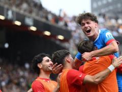 Atletico on the road replaces Valencia with a reserve warehouse