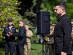 Зеленский анонсировал новые контракты для пехотинцев с  более ощутимым финансовым ресурсом . Фото и видео