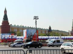 Парад 9 мая: РФ отреагировала на указ Зеленского