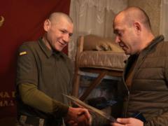 Пробыл на позиции 346 дней и взял в плен 6 россиян: воин из Хмельницкой области получил звание Героя Украины.