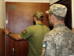 В Межгорье группа людей прорывалась к ТЦК: раздавались выстрелы