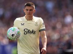 Everton made a decision on Mikolenko