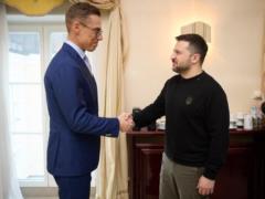 Зеленский скоординировал позиции со Стуббом