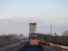 Кабмин назвал дедлайн для ремонта дорог общего пользования