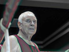 Умер наставник, тренировавший братьев Кличко