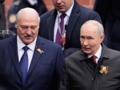 Экономика РФ тянет за собой на дно Беларусь - разведка