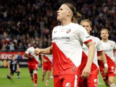 Stepanov s goal helped Utrecht beat Guerenveen in the semifinals of the Yeradivisi playoffs