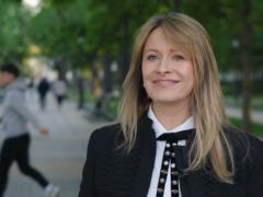 Кума Зеленских призналась, когда и почему связь между ними оборвалась: номера Елены нет, а Владимир редко отвечает