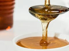 От энергии до защиты клеток: что на самом деле делает мед с организмом
