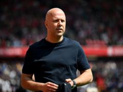 Liverpool officially released Arne Slota