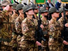 Италия направляет в Румынию военную миссию