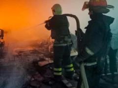 РФ ударила ракетами и БПЛА по Киеву: есть возгорание