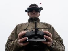 Пилотов дронов хотят убрать с линии боевого соприкосновения — глава Нацгвардии