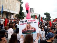 Албанцы протестуют против строительства зятя Трампа в заповеднике