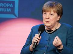 Меркель намекнула на запросы по Путину