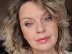 Известная украинская актриса считает, что нынешний мир скатился в средневековье