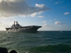 Войска США сопровождают танкеры через Ормузский пролив