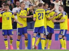 Швеція з гольовим дублем Ясіна Аярі та асистенстьким Ісака покуражилась над Тунісом