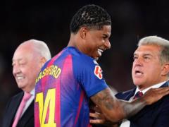 Manchester United beat Barcelona to Rashford s new lease
