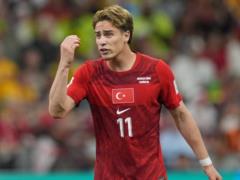 Yldiz ta Akgun strengthened Tureccini s attack in the match against Paraguay
