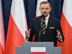 Никаких ошибок: у Навроцкого снова назвали УПА преступниками, а Зеленского обвинили в невыполнении договоренностей