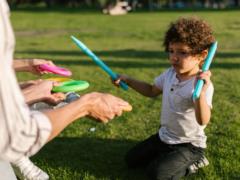 Дети просто обожают людей, родившихся в эти месяцы