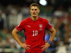 Чешский форвард Патрик Шик уходит из сборной