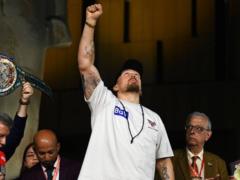 Промоутер озвучил кандидатуру на прощальное сражение Усика