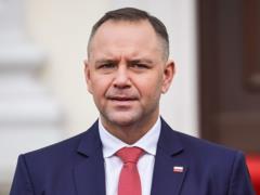 Деятельность Навроцкого положительно оценивают более половины поляков