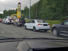 Россияне начали умирать в очередях за бензином