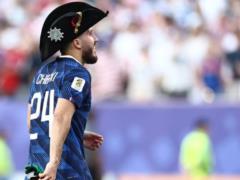 Sherki: How many fouls did Paraguay have 30 chi 40? How many crazy cards are there