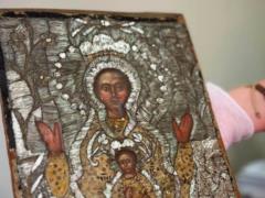 Из Украины хотели вывезти в Таиланд уникальную икону XIX века