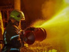 Россия нанесла ракетный удар по порту в Одесской области: пожар и погибший