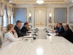 Зеленский и конгрессмен Маккол обсудили итоги саммита НАТО