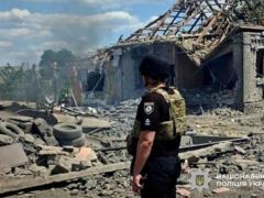 Стало известно, сколько гражданских остаются в Донецкой области