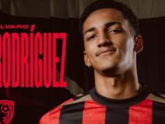 Bournemouth signed forward Yelche Rodriguez for 30 million euros
