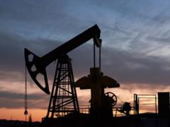 Переработка нефти в Китае упала до минимума за шесть лет