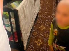 У харьковчанки, которая избивала сына на улице, изъяли детей