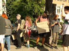 «Не трогайте Федорова»: в Киеве и других городах проходят митинги против отставки министра
