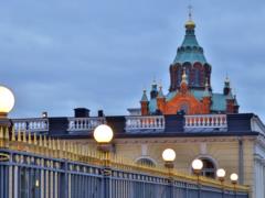 Российские церкви в Европе прячутся за украинской символикой